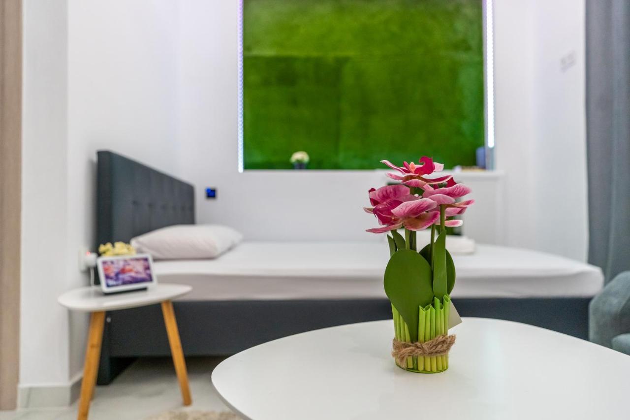 Accommodation In The Center Of Veria Bagian luar foto