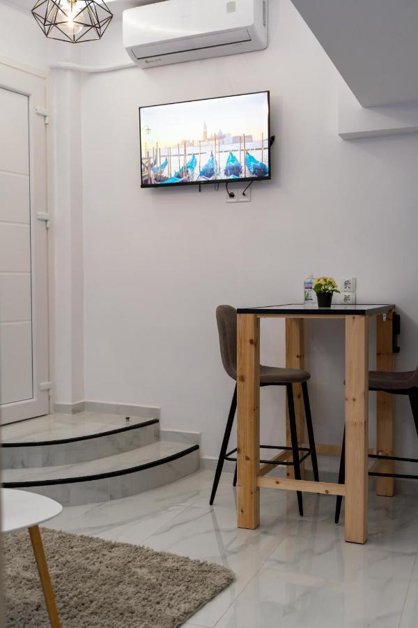 Accommodation In The Center Of Veria Bagian luar foto